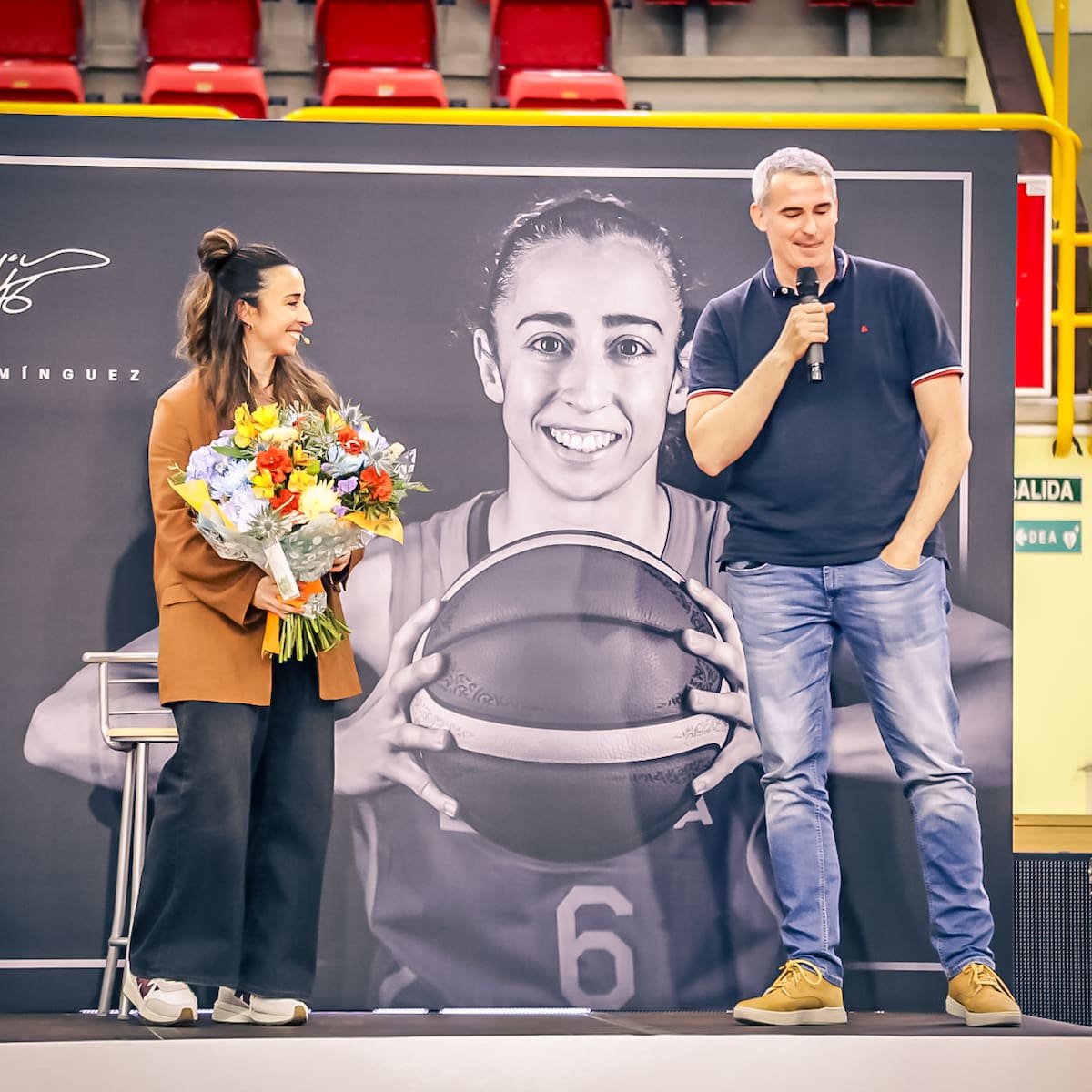 La leyenda de Silvia Domínguez será aún más grande: Perfumerías Avenida retira la camiseta de la capitana eterna