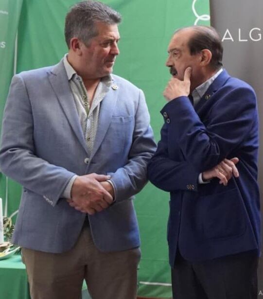 Marciano Sanchez y Ángel Pérez, ya ex presidentes provincial y local de la AECC en Ciudad Real
