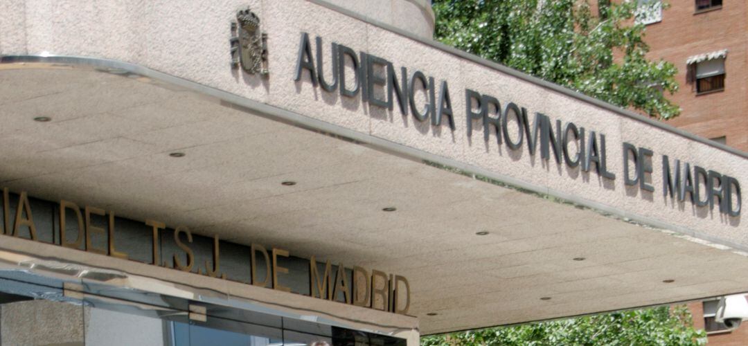 El juicio contra el acusado de violar a su expareja se celebra este martes