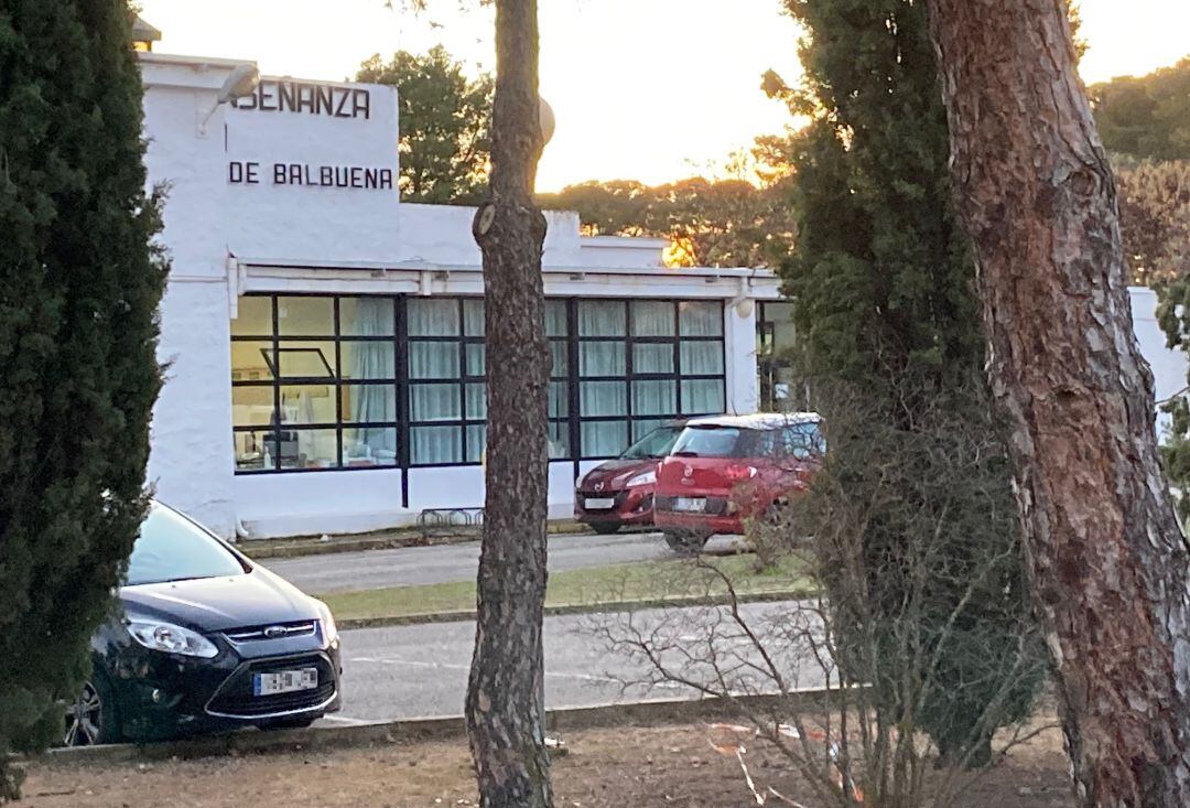 Imagen de la fachada del IES Bernardo de Balbuena de Valdepeñas (Ciudad Real) 