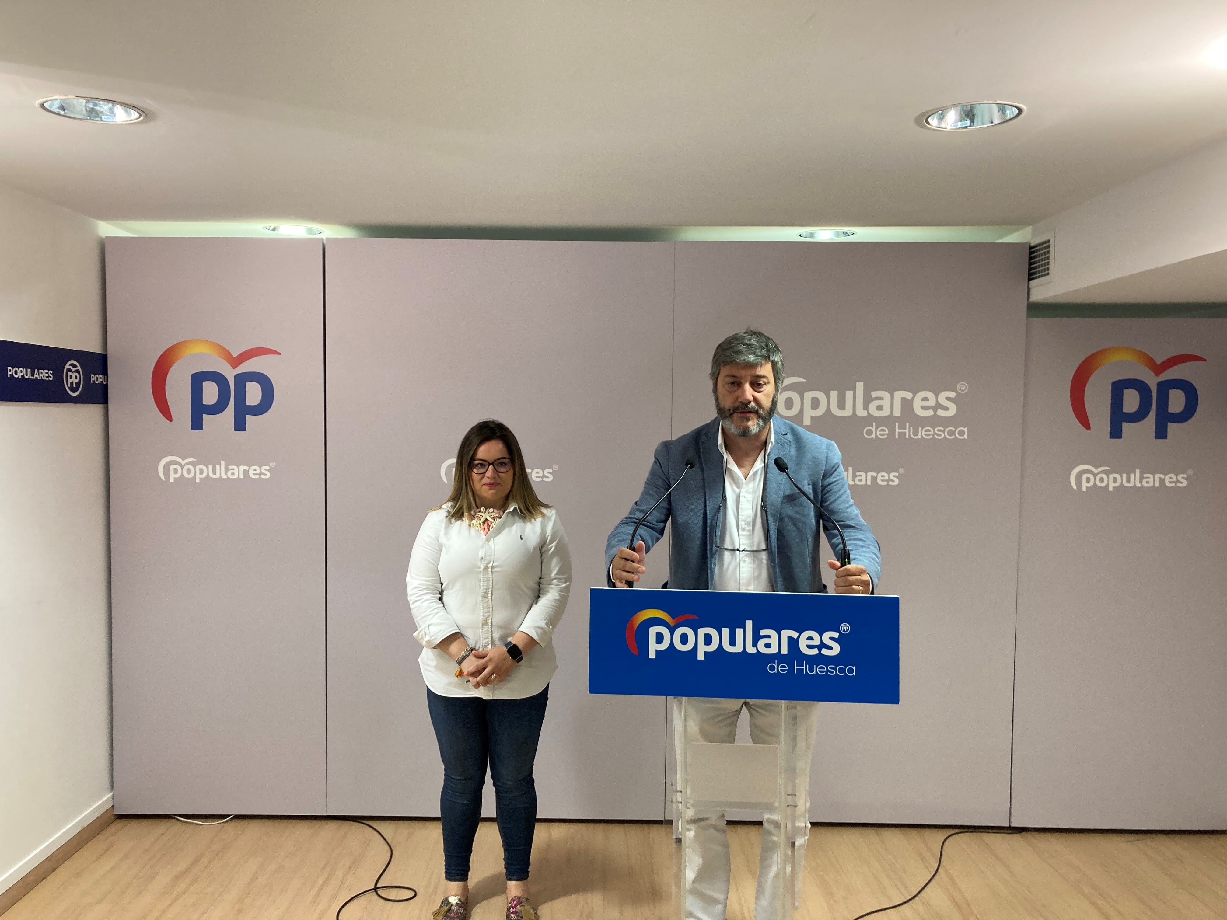 Sonia Latre y Gerardo Oliván, presentaban algunos de los actos