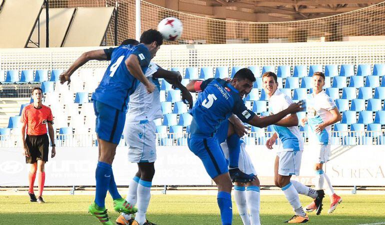 El Fabril se impuso al Fuenlabrada (1-2) en el Fernando Torres en el primer partido de la temporada.