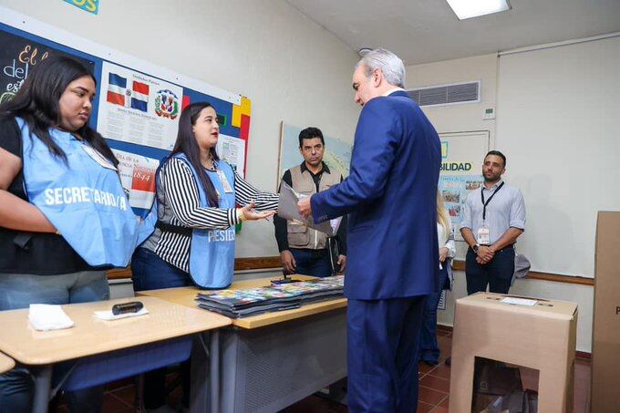 Darío Moreno en las elecciones dominicanas