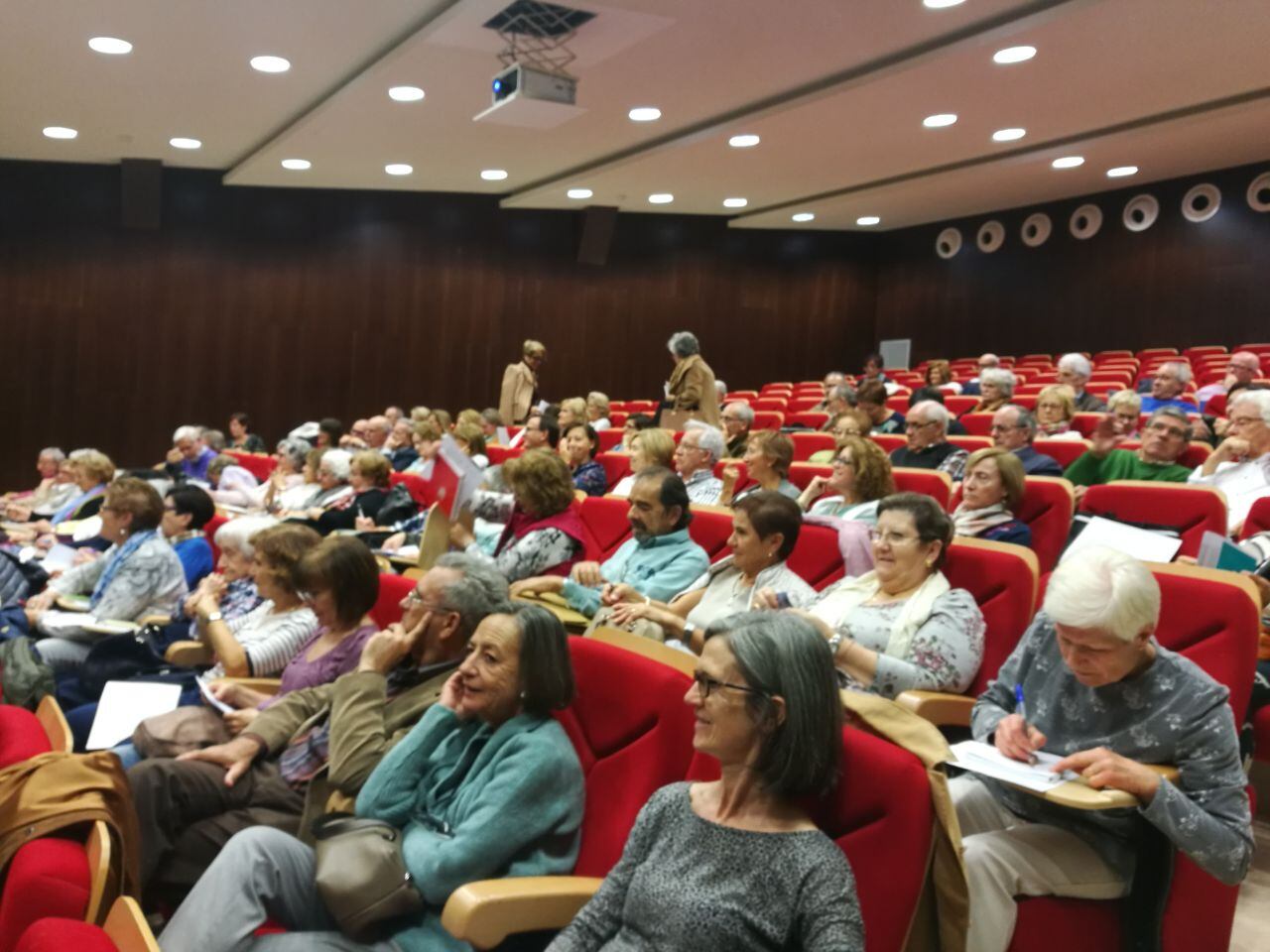 Alumnos en la Universidad de la Experiencia de Huesca