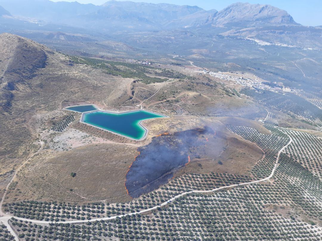 Se ha declarado un incendio forestal en Bedmar y Garcíez