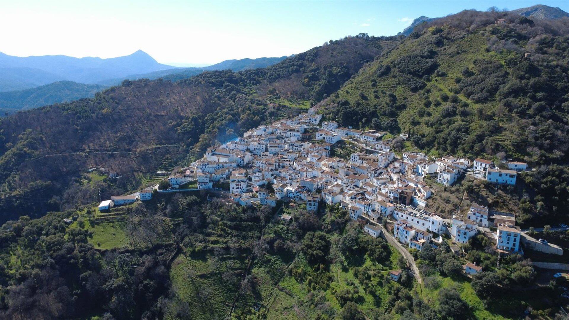 Vista del municipio de Benalauría, en el Valle del Genal./ AYUNTAMIENTO DE BENALAUARÍA