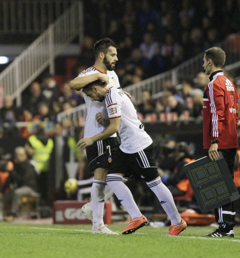 30/11/14  PARTIDO PRIMERA DIVISION  VALENCIA  -  BARCELONA 
 CAMBIO NEGREDO  ALCACER 