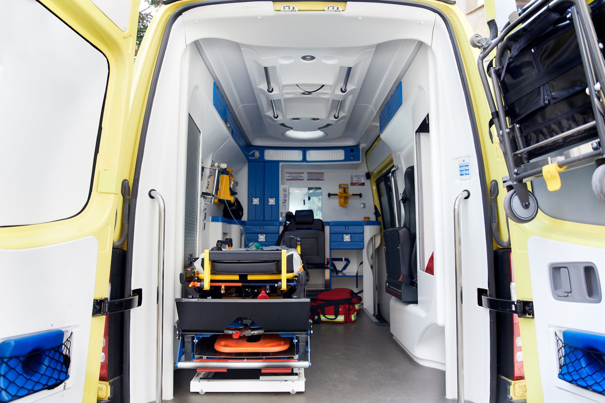 Imagen de archivo del interior de una ambulancia