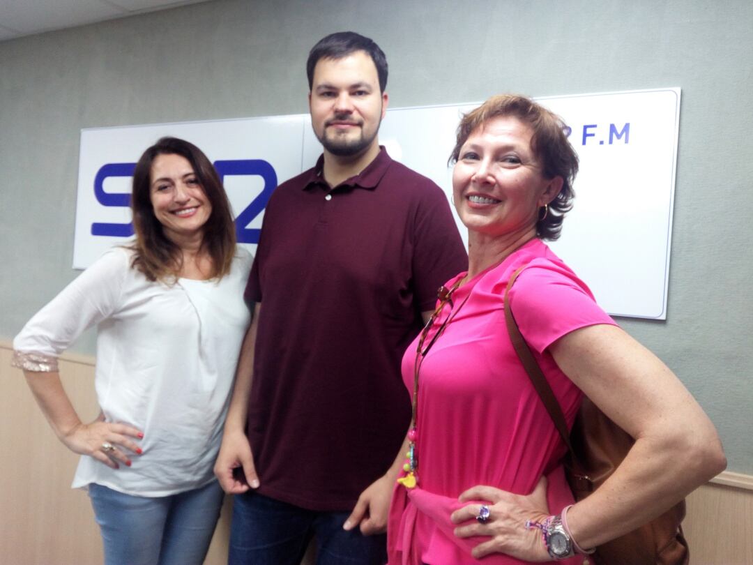 Raquel Sirvent, Miguel Ángel Rubio y Mercedes Poveda, "tres zíngaros errantes" en el estudio de Radio Elda