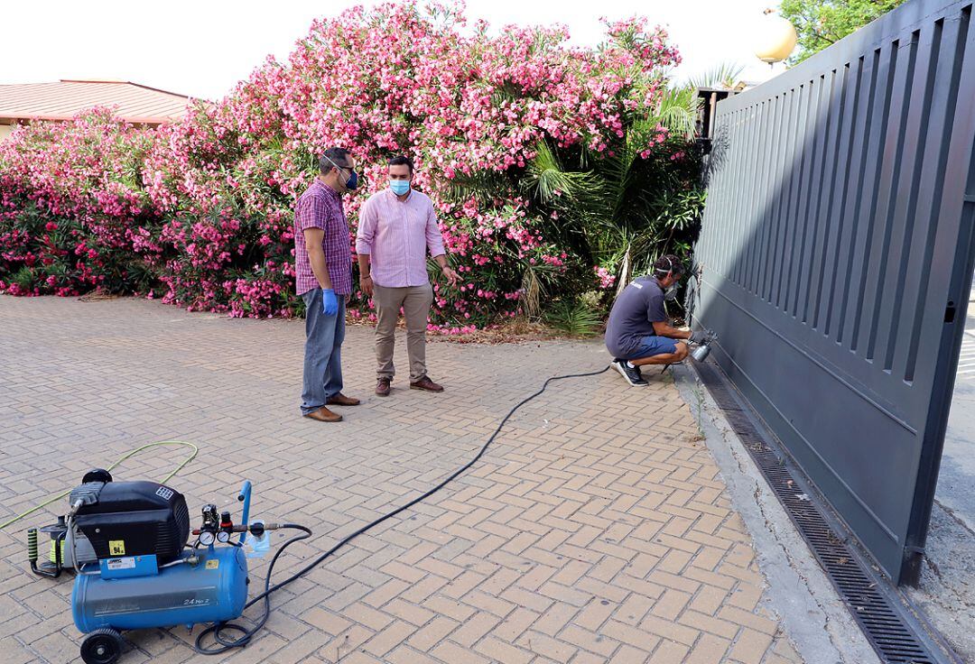 Deportes actúa en la mejora integral de las puertas de acceso al Complejo Chapín