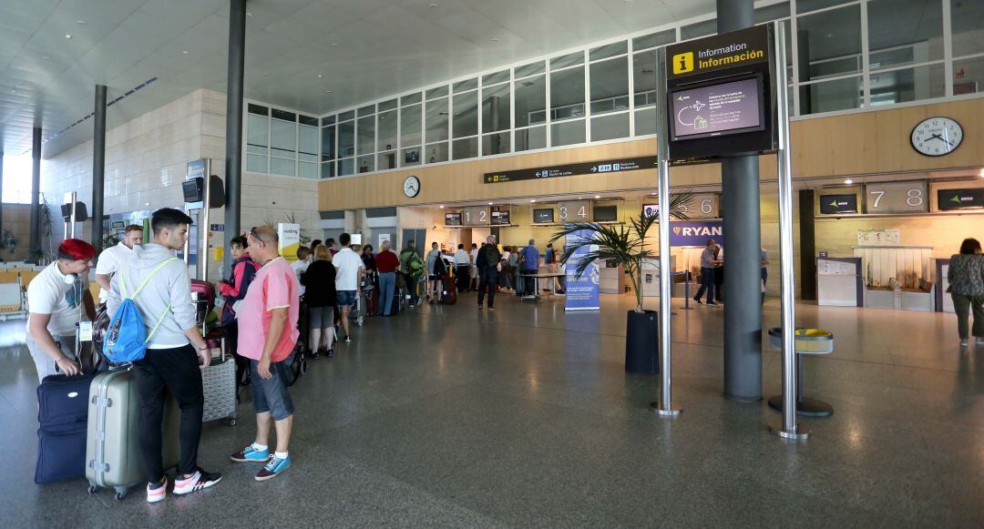 La cifra de pasajeros en el aeropuerto de Valladolid creció en octubre