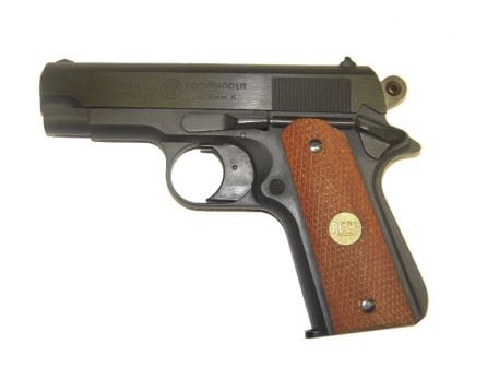 imagen de una pistola del mismo modelo y marca que la incautada a uno de los detenidos de los CDR