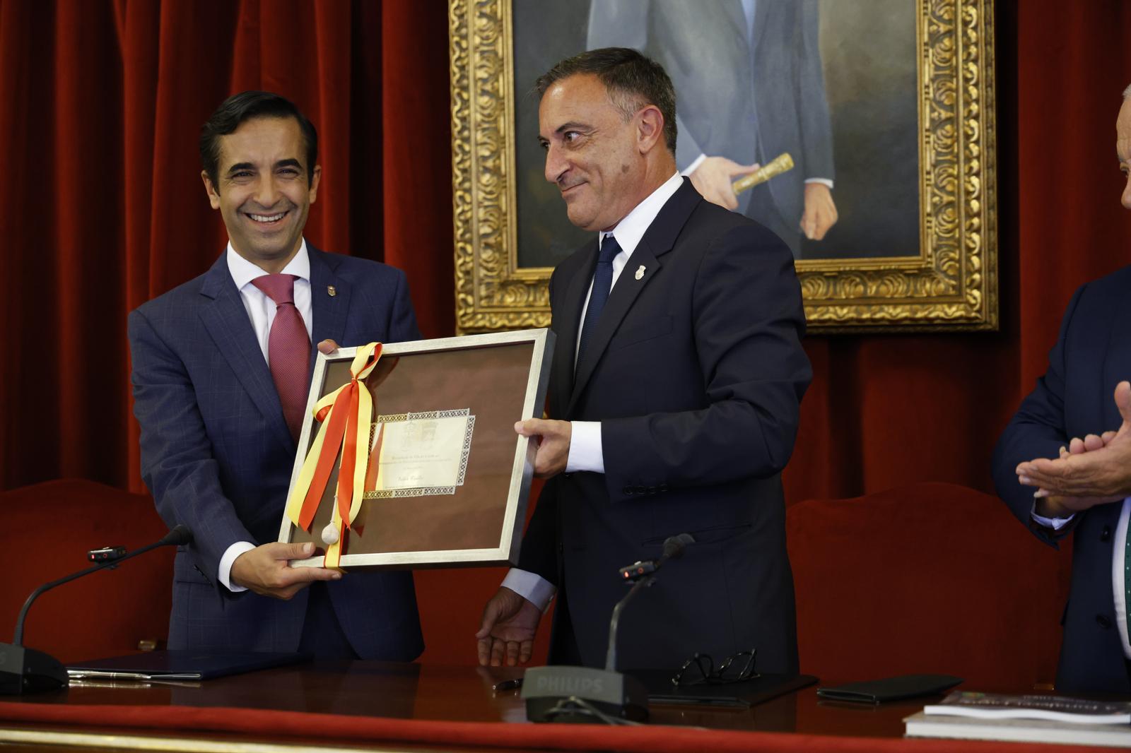 El alcalde de Ferrol, José Manuel Rey Varela, junto al presidente de la Cámara Municipal de Vila do Conde durante los actos de este sábado (foto: Concello de Ferrol)