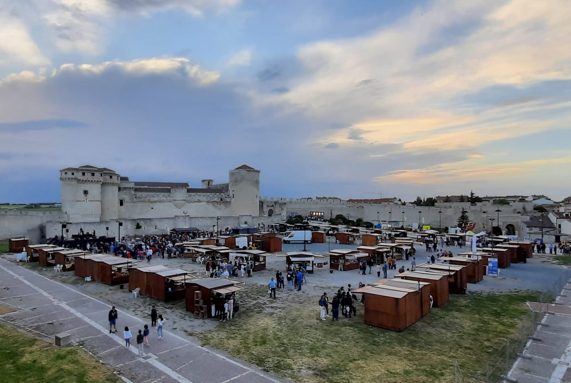 Vista desde la muralla de la Feria de Cuéllar en la tarde del sábado a la hora del concierto