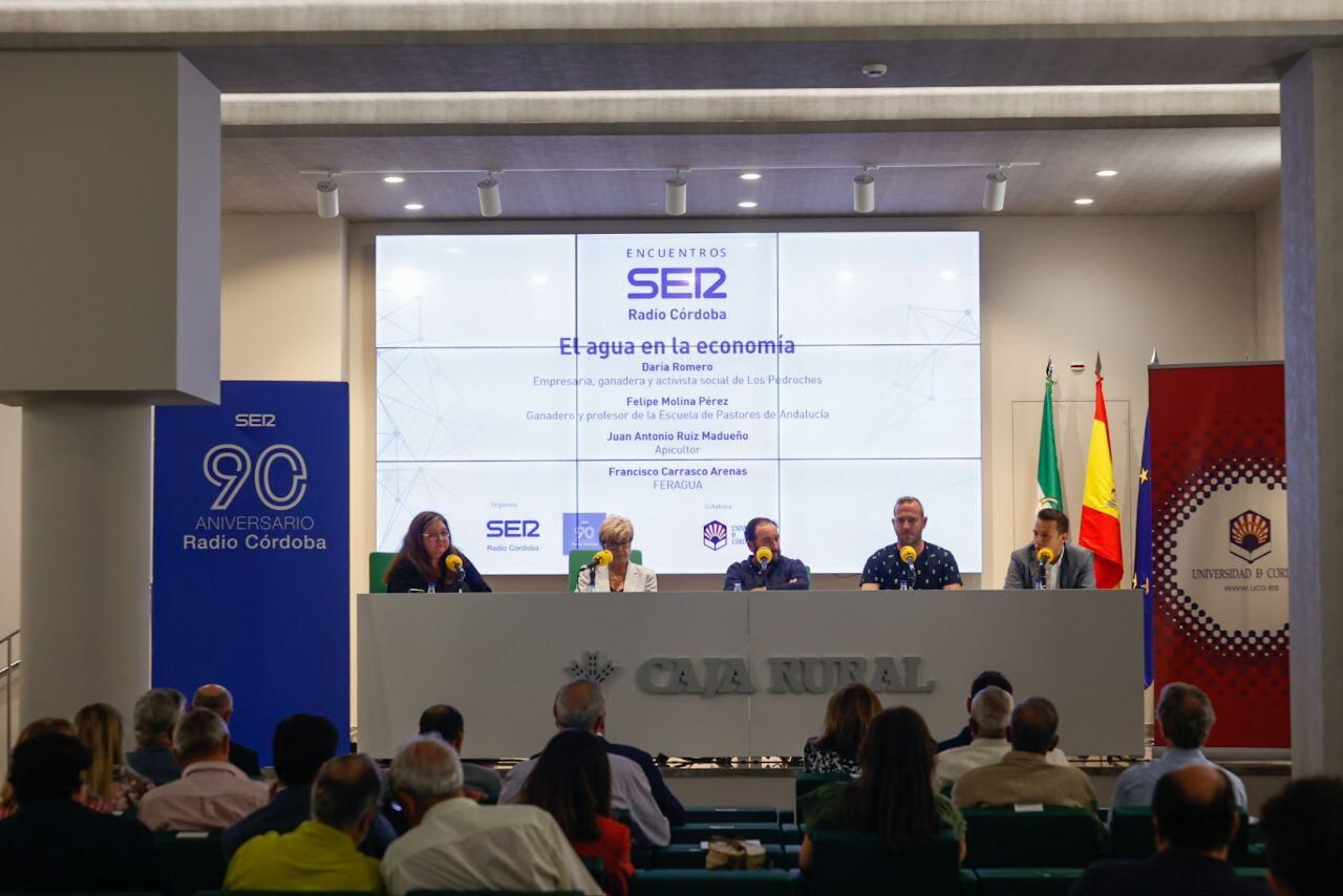 Daría Romero, Felipe Molina, Juan Antonio Ruiz y Francisco Carrasco, han aportado su testimonio sobre la situación de los agricultores y ganaderos de Córdoba en estos momentos de sequía