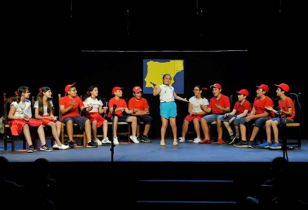 Una de las actuaciones de la pasada edición de la muestra de teatro escolar