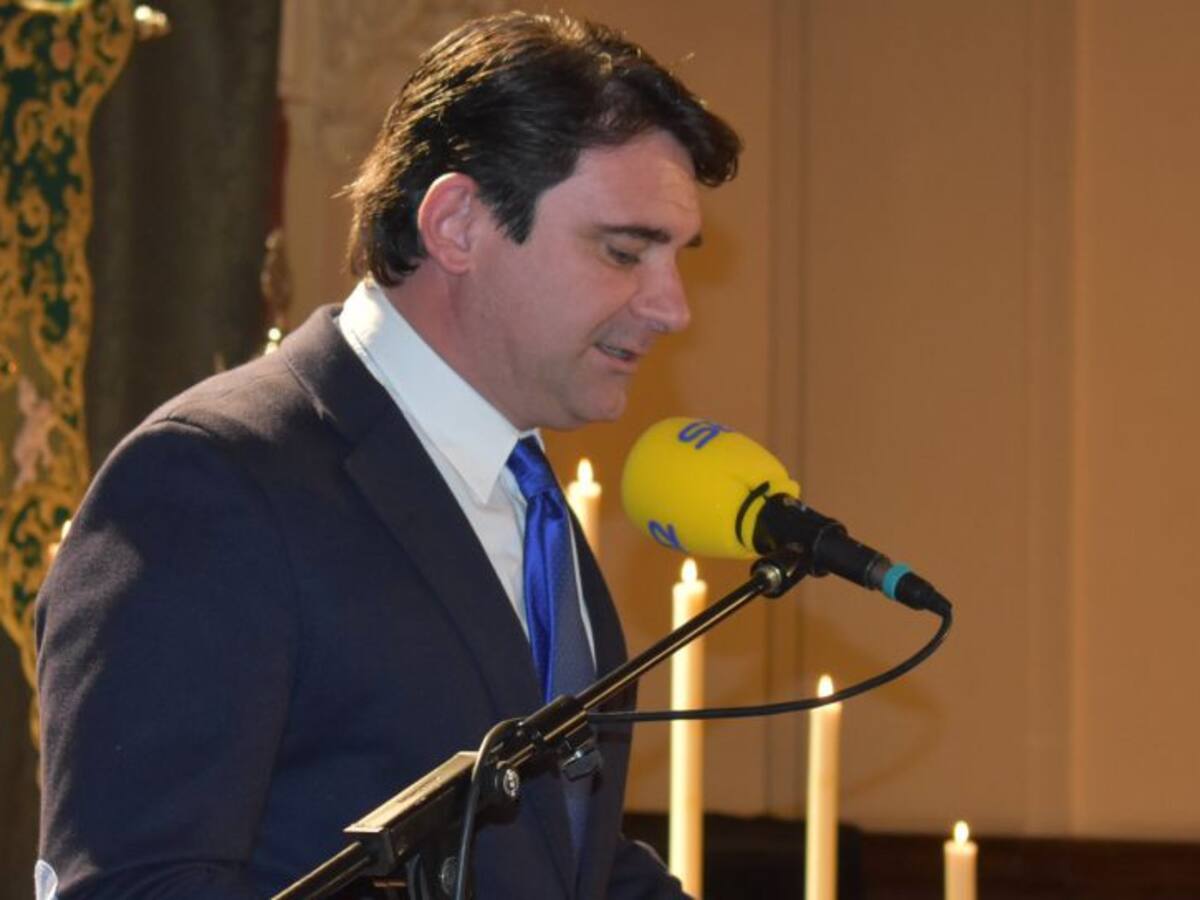 "A vosotros, nazarenos de Esperanza"