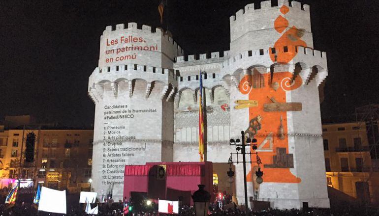 28 de febrero de 2016. Crida de las Fallas en las Torres de Serrano