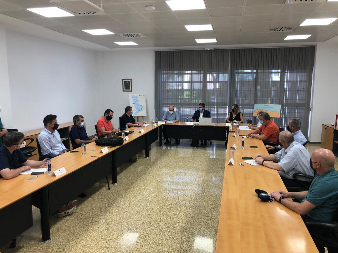 Imagen de la primera reunión del Grupo de Trabajo de Planificación Hidrológica