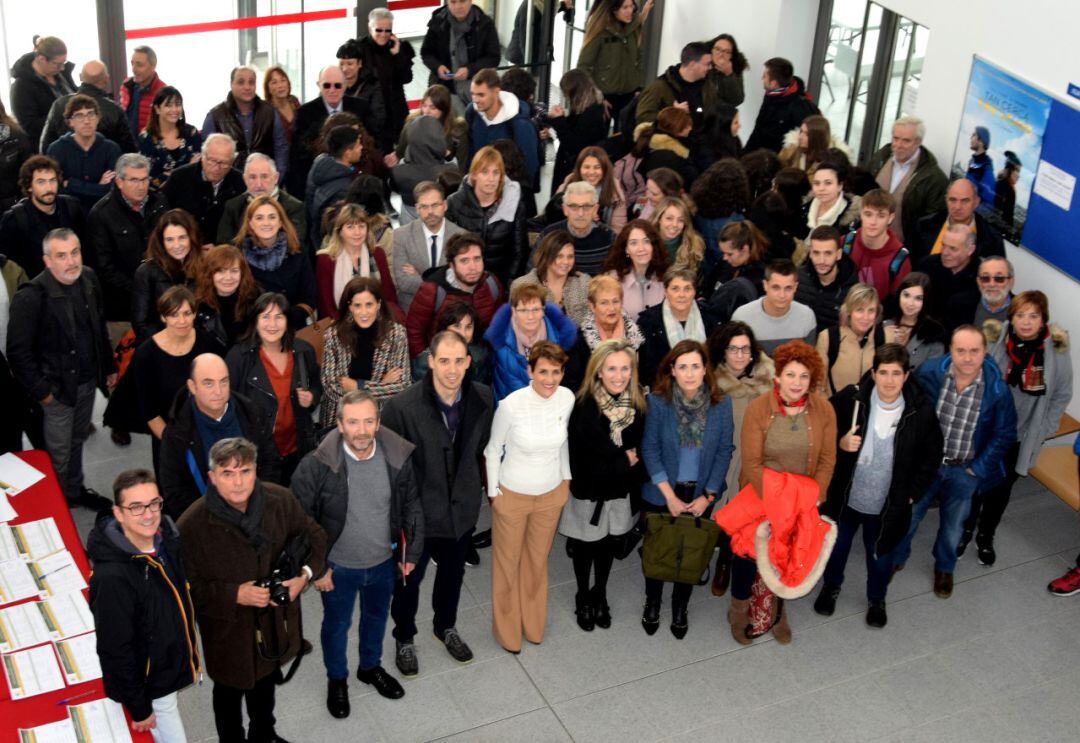 Miembros del observatorio junto con las autoridades y entidades impulsoras del proyecto