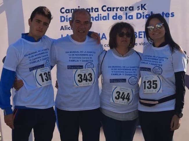 Vicente Novoa y su familia