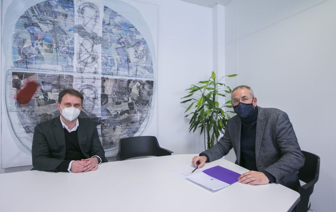 Víctor Moll, director de la Fira del Motor, y el concejal Ferran Martínez 