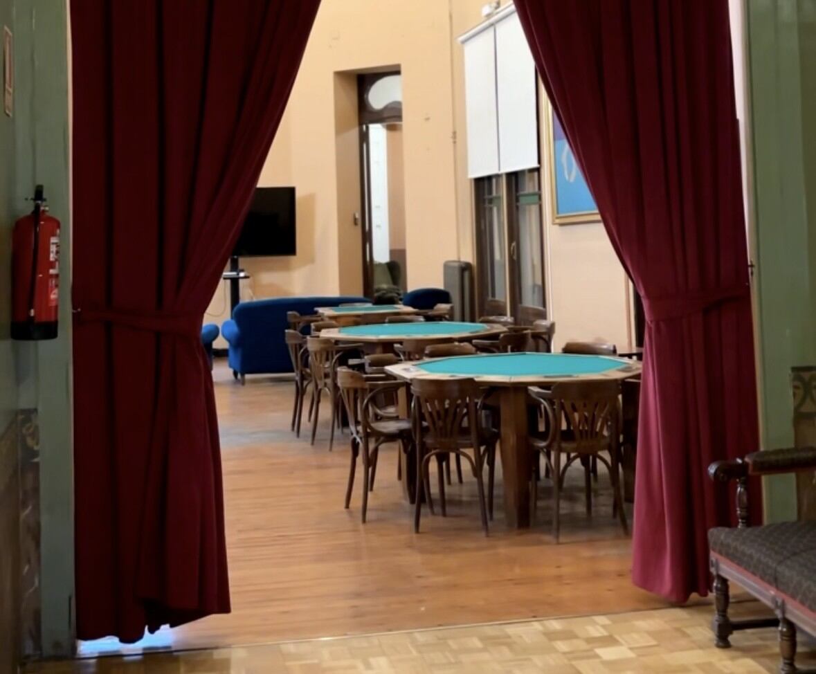 Interior del Círculo Oscense