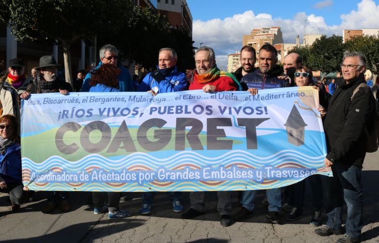 Alguno de los colectivos que han participado en la manifestación de Amposta