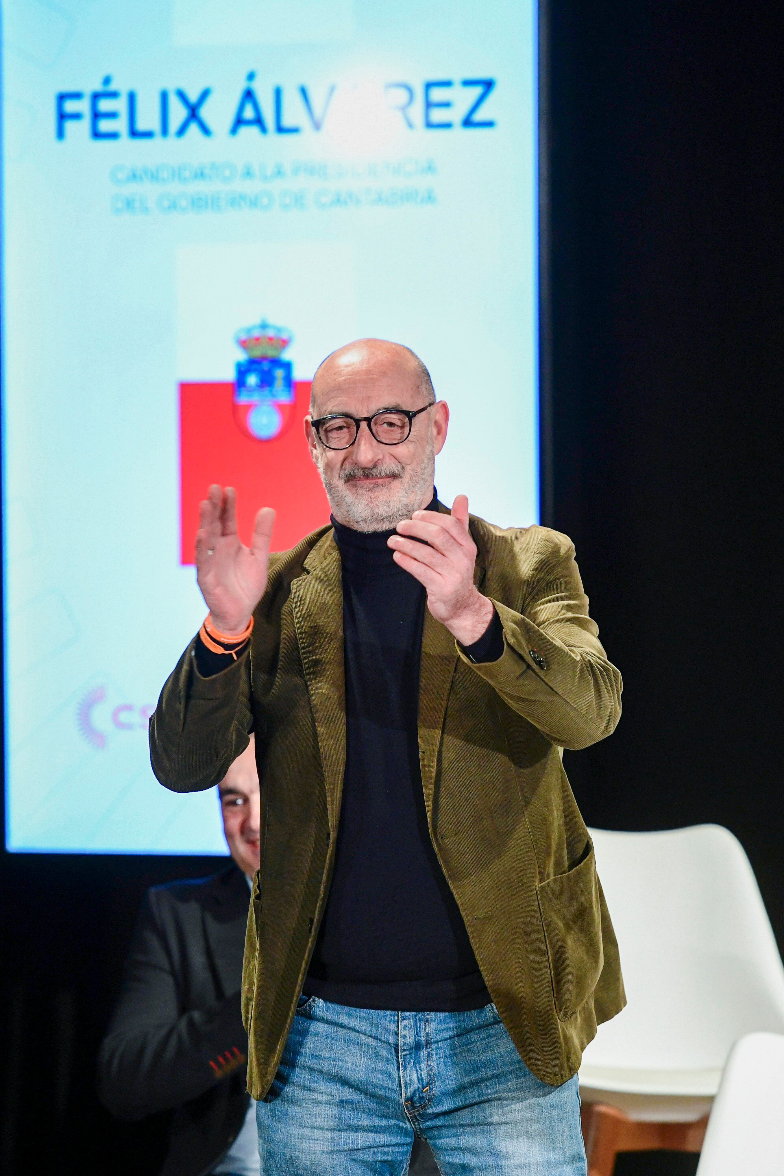 El candidato de Ciudadanos a la presidencia del Gobierno de Cantabria, Félix Álvarez, durante el acto en el que dirección del partido presenta a sus candidatos a las elecciones municipales y autonómicas de mayo este sábado en el Centro Cultural Fernando de los Ríos en Madrid.