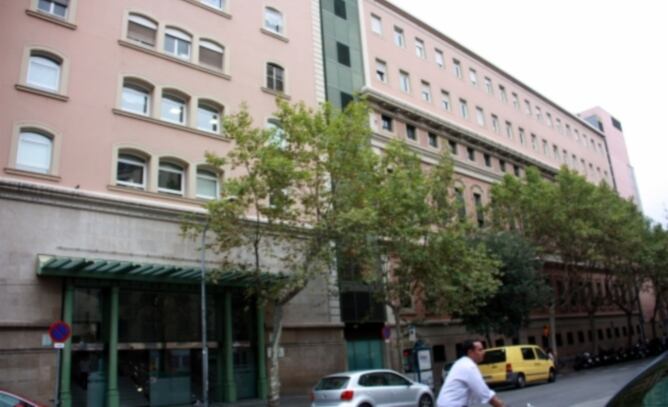 Façana de l'Hospital Clínic de Barcelona