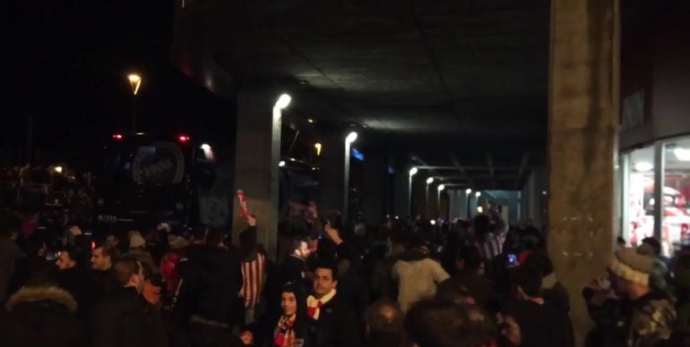 Recibimiento del Deportivo en el Molinón