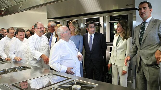 Los príncipes de Asturias inauguran el Basque Culinary Center