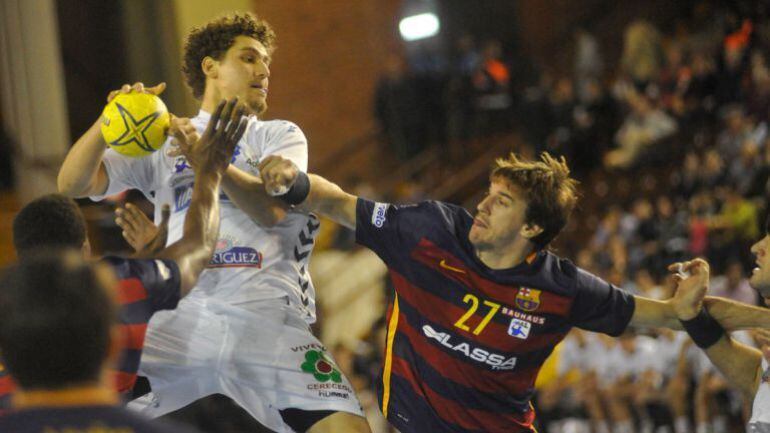 Acacio en una acción de juego 