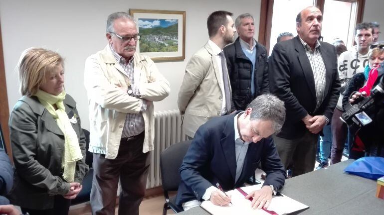 José Luis Rodríguez Zapatero, en el acto inaugural de la Casa del Pueblo de Matarrosa