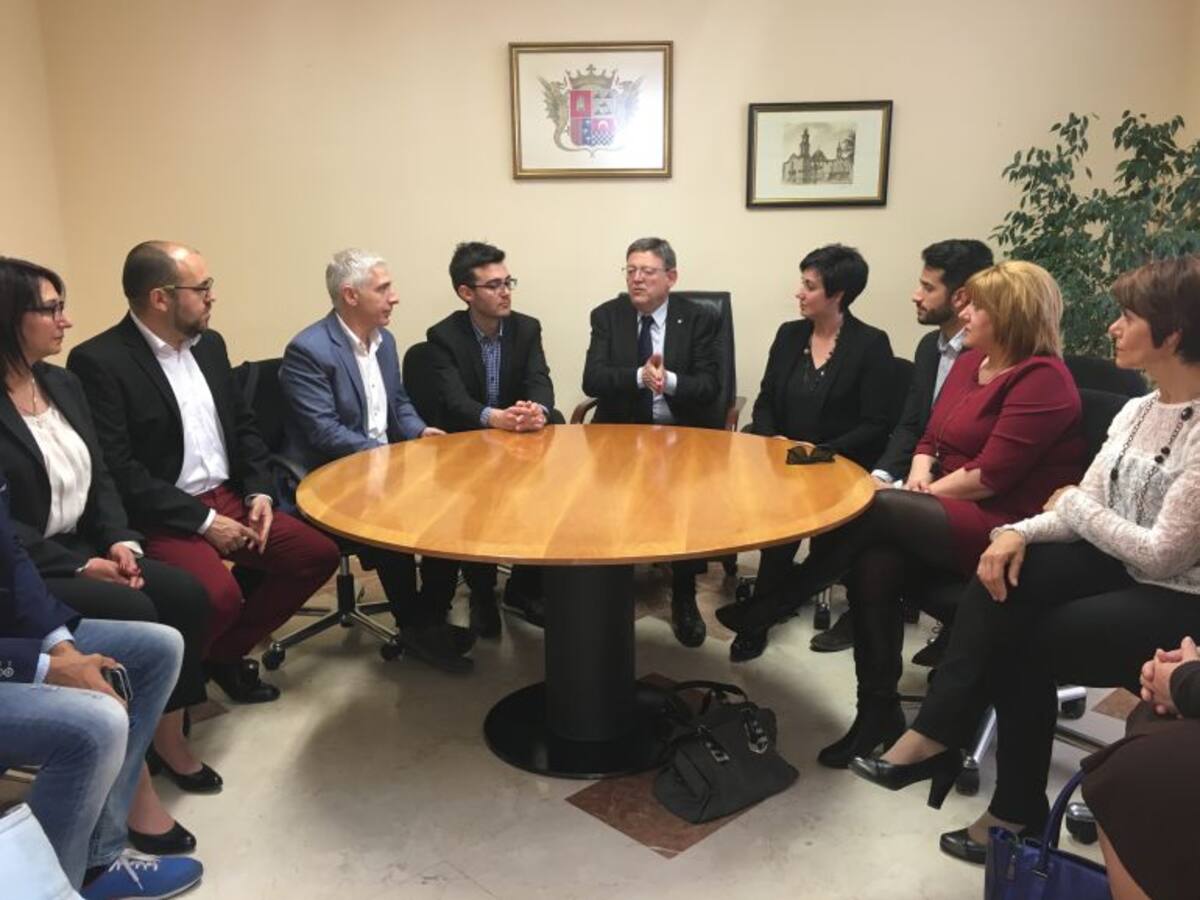 El Presidente de la Generalitat apuesta por aunar fuerzas entre el sector público y privado