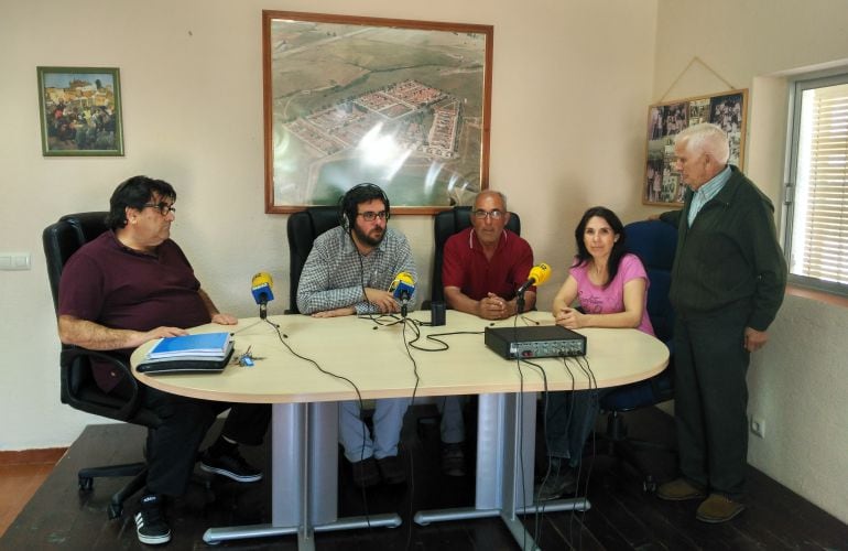 Hoy por Hoy desde el Salón de Juntas Vecinales de Pradochano 