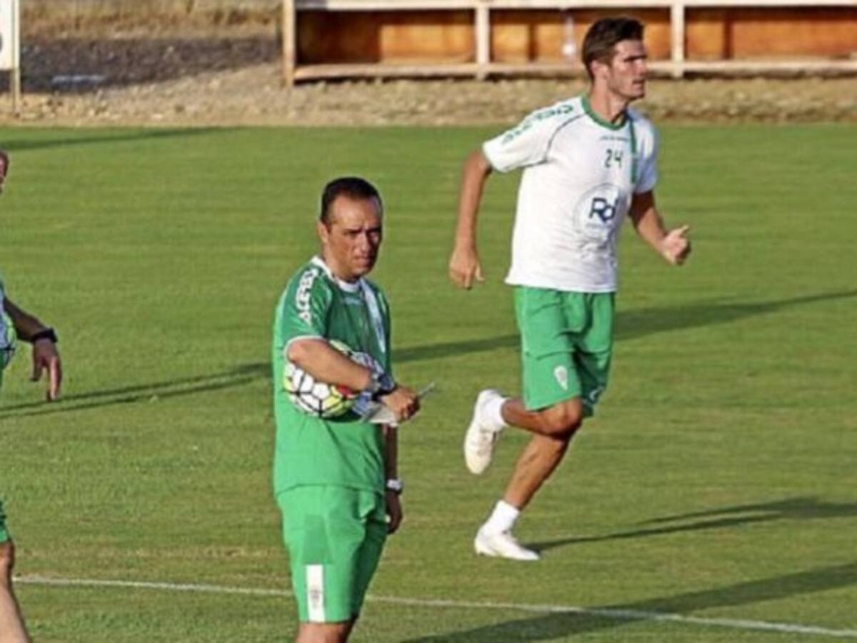 Los blanquiverdes disfrutan de una jornada de descanso tras empatar en Soria