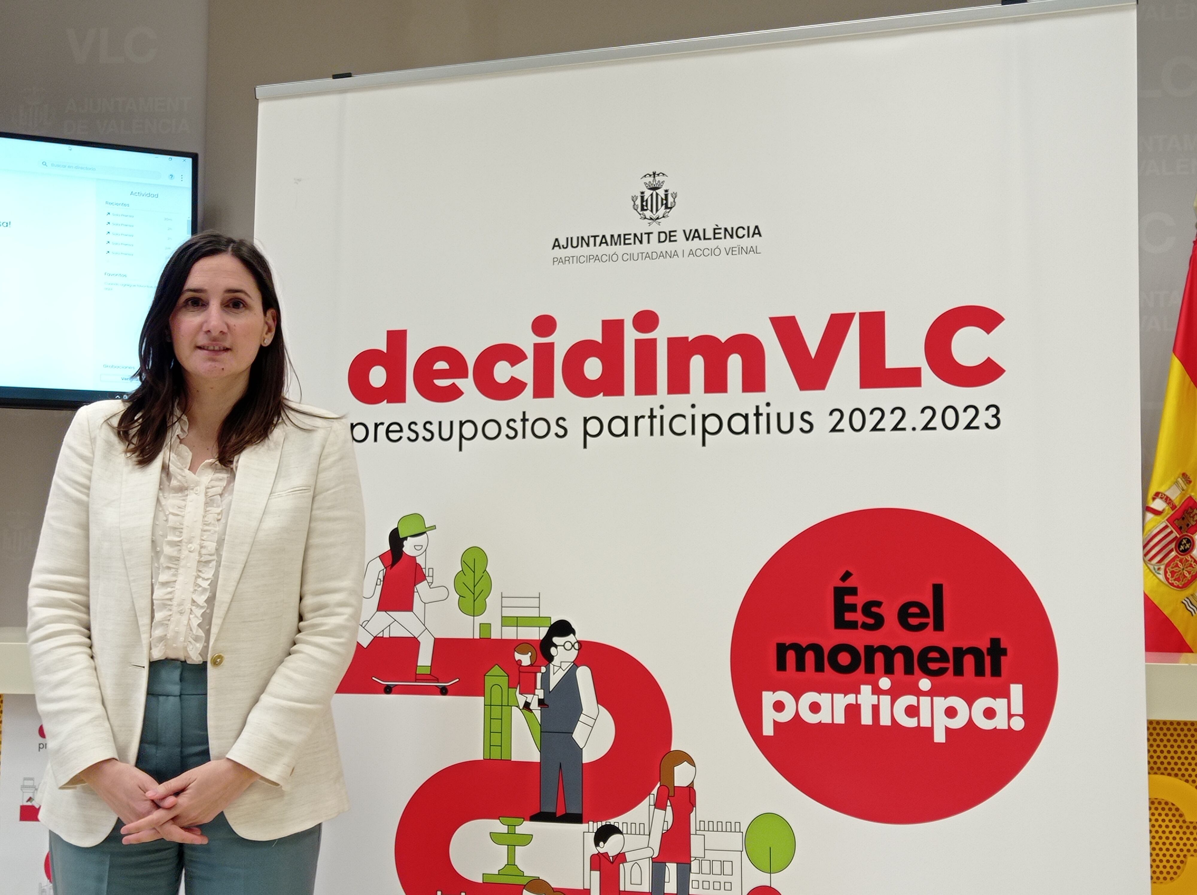La concejala de Participación Ciudadana, Elisa Valía, presenta la nueva edición de DecidimVLC