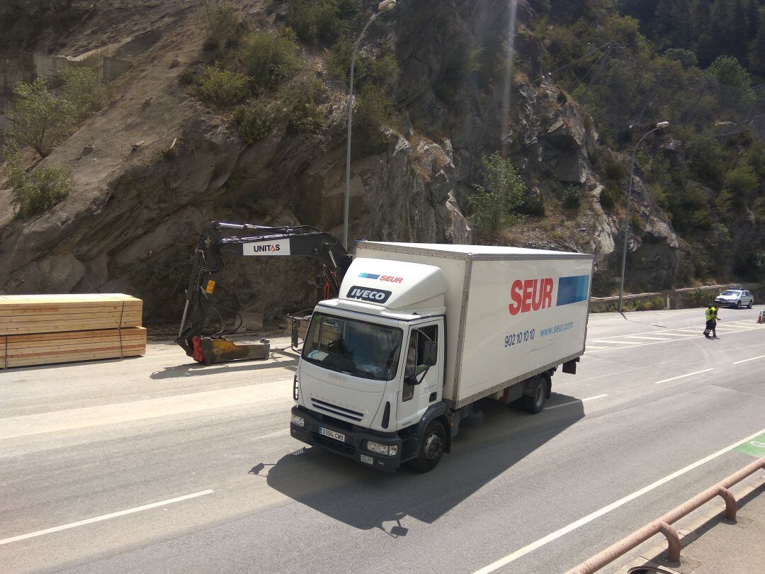 Obertura al pas de vehicles pesants de la CG1 aquest dilluns.