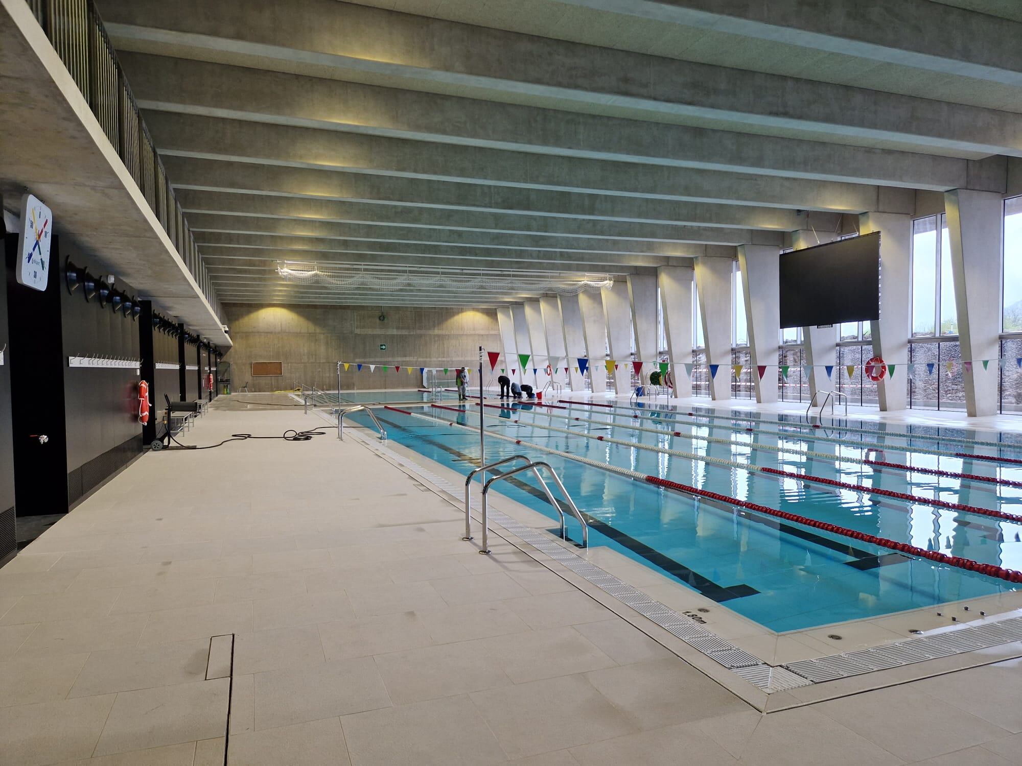 Piscina interior del nuevo Polideportivo de Altza