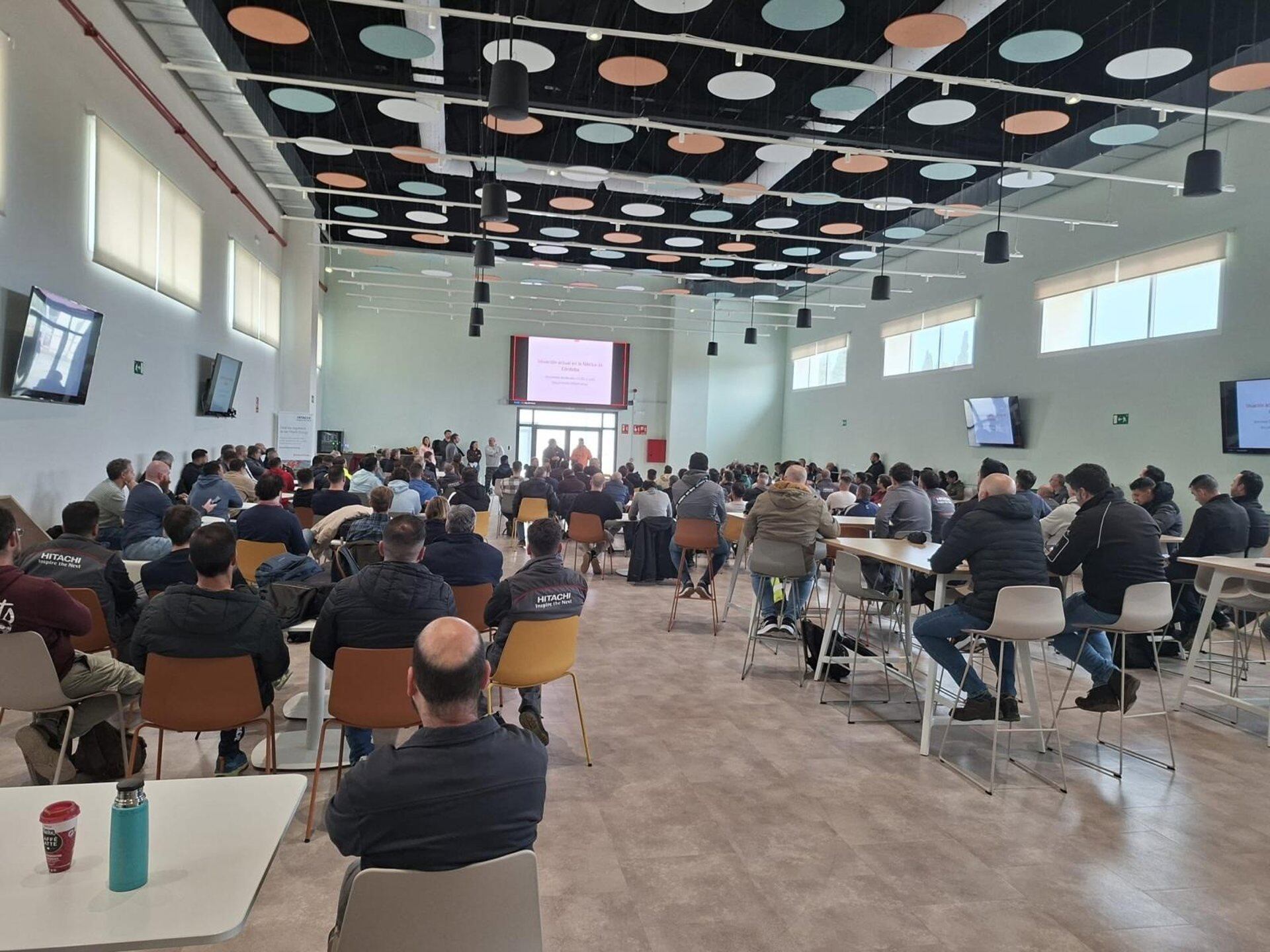 Asamblea de la plantilla de Hitachi Energy en Córdoba