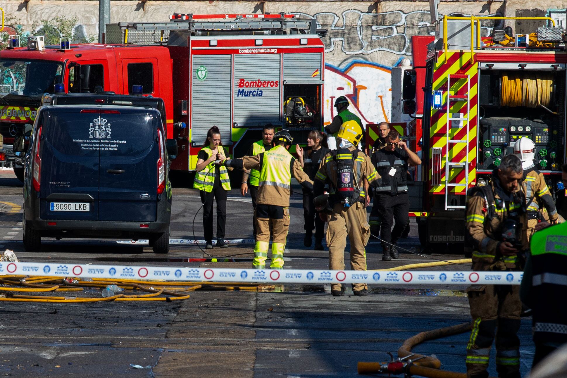 Incendio de una discoteca en Murcia, declarado a primera hora de este domingo EFE/Marcial Guillén