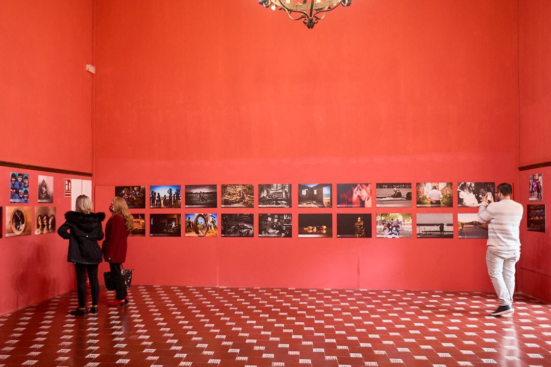 Exposición del Mostra't Gandia en el Palau Ducal 