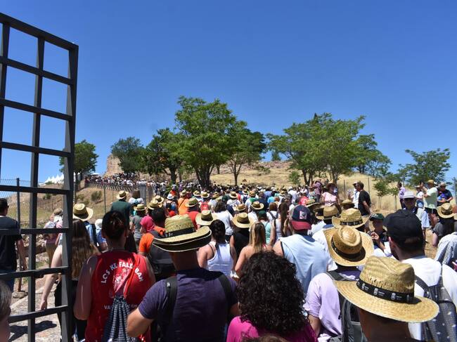 Llegada de los romeros al Cerro de Alarcos