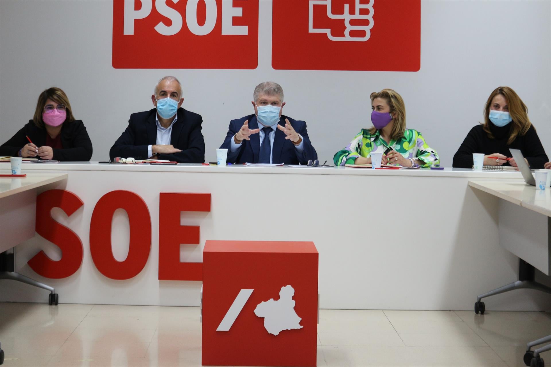 El secretario general del Partido Socialista de la Región de Murcia, Pepe Vélez en la reunión de la ejecutiva