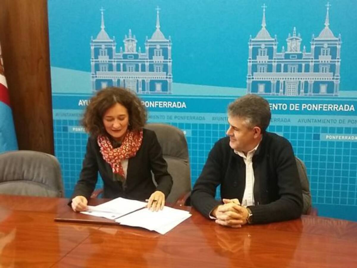 Ponferrada e INTECCA firman un acuerdo para la mejora telemática del consistorio