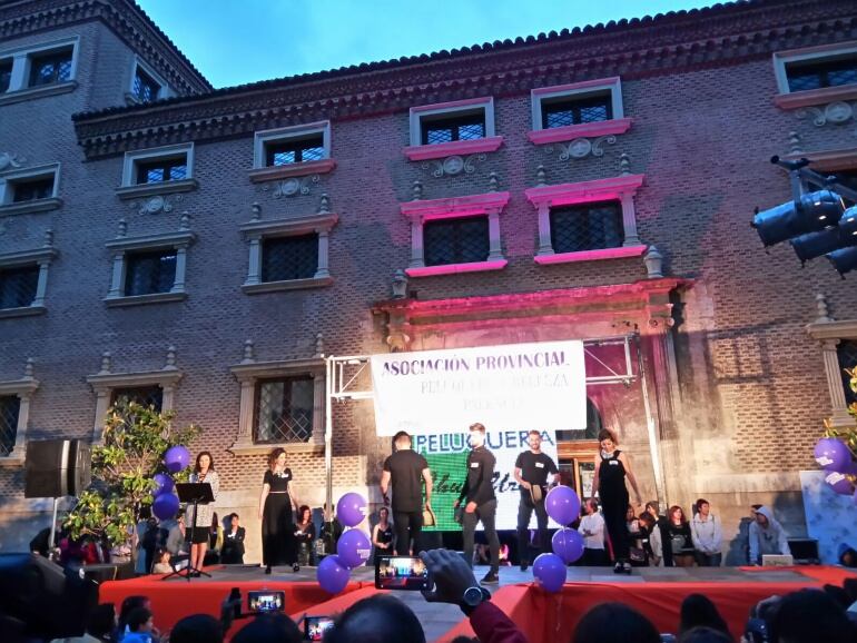 Imagen del desfile de peluquería y belleza que tuvo lugar en Canónigos