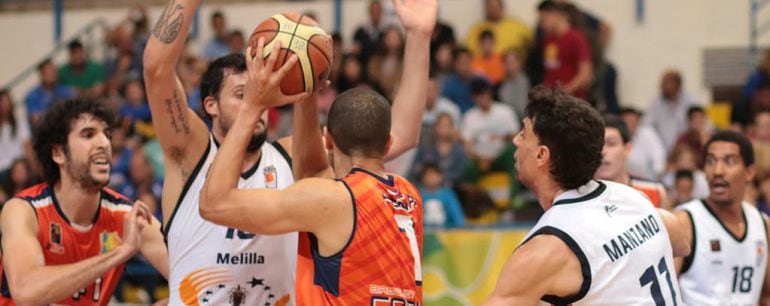 Dago Peña en el partido ante Melilla