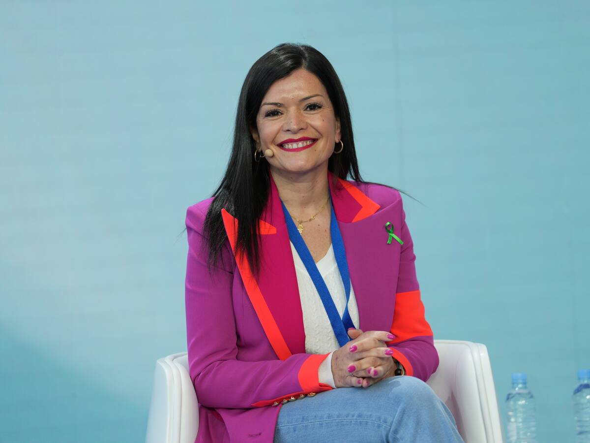 A alcaldesa de Mos, Nidia Arévalo, expón en Valencia o segredo para 16 anos de alcaldía: "Proximidade"