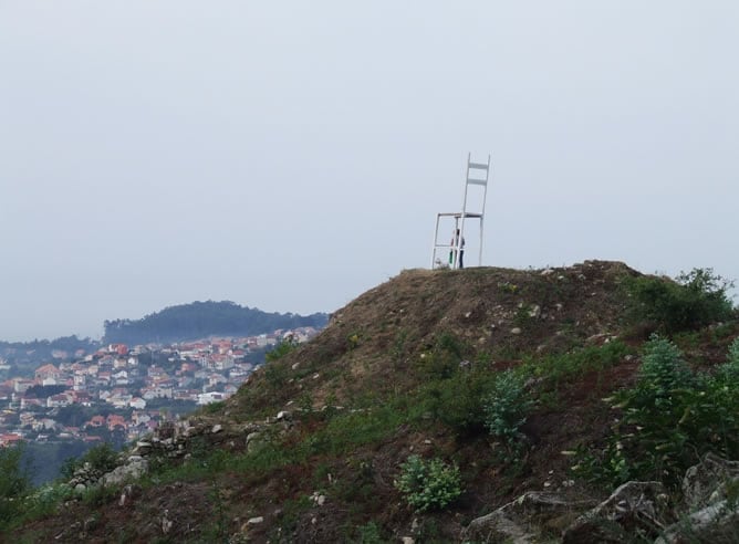 La silla en lo alto del monte de O Castillo